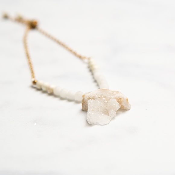 White Jade Bracelet with Crystal Quartz Charm - Picture 6 of 8